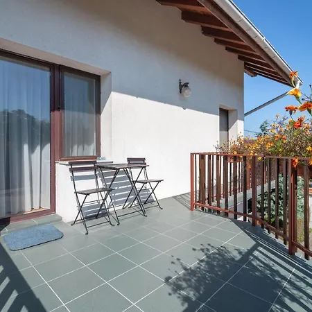 Casa Din Noua-2